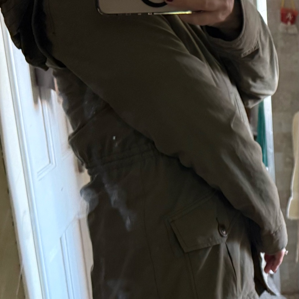 Spring Green Light Jacket With Removable Liner - image 4